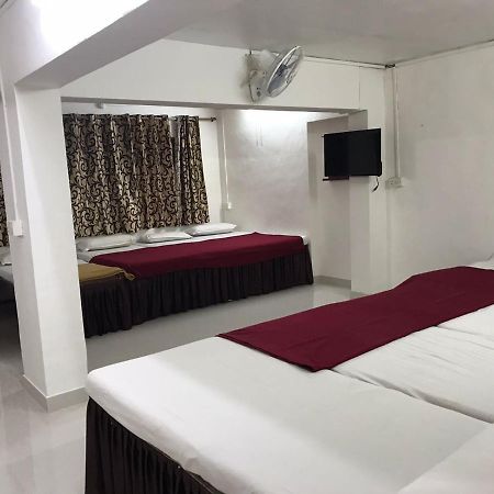 Hotel Priti International Мапуса Экстерьер фото
